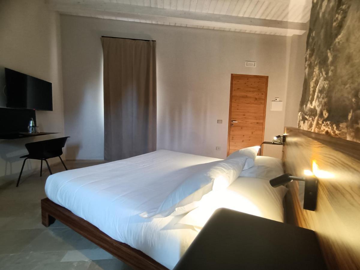 אבולה Chiusa Di Carlo Agriturismo מראה חיצוני תמונה
