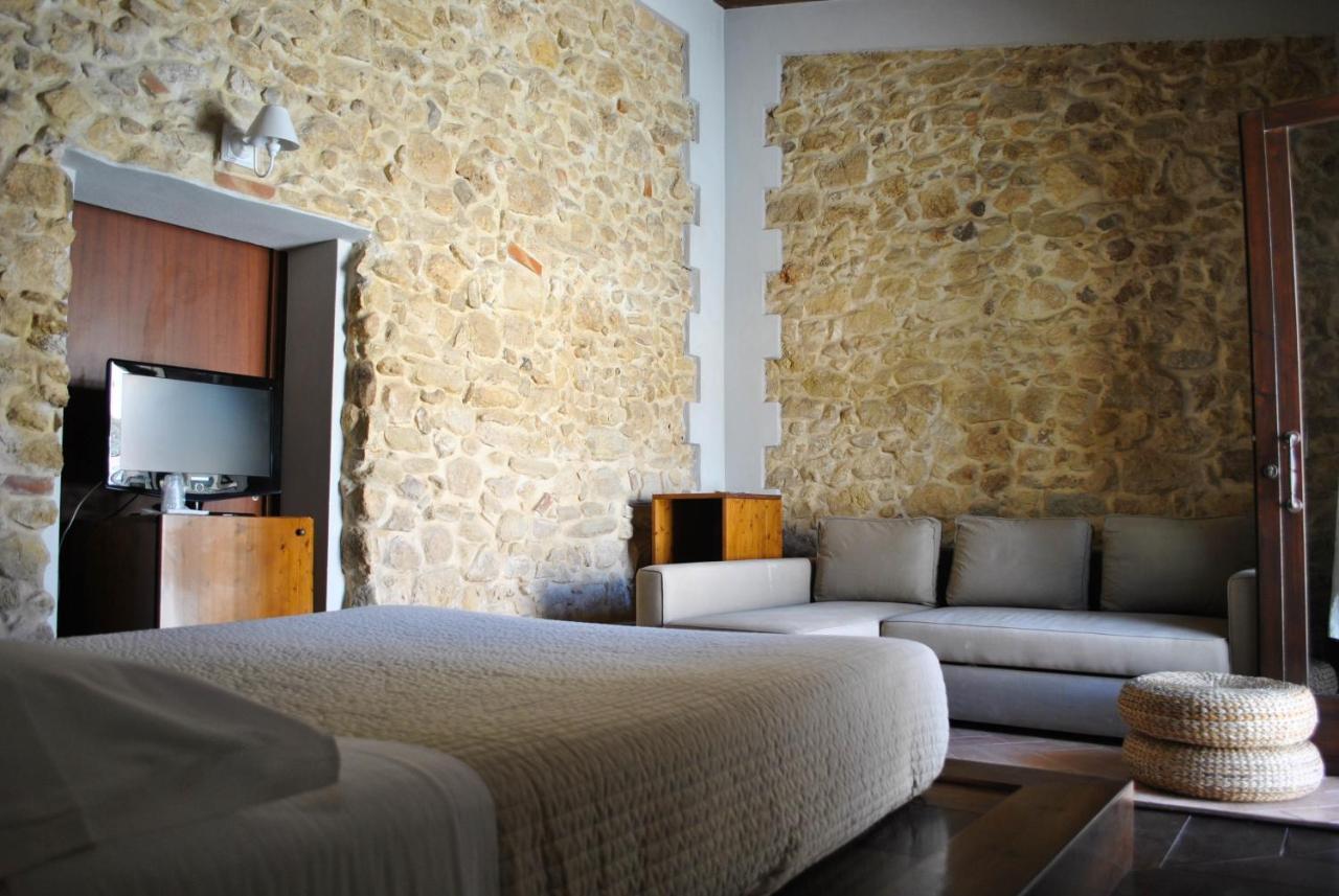 אבולה Chiusa Di Carlo Agriturismo מראה חיצוני תמונה